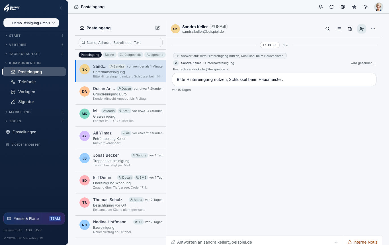 Posteingang mit Tages-Trennlinien, Mini-Timeline und Kanal-Schalter